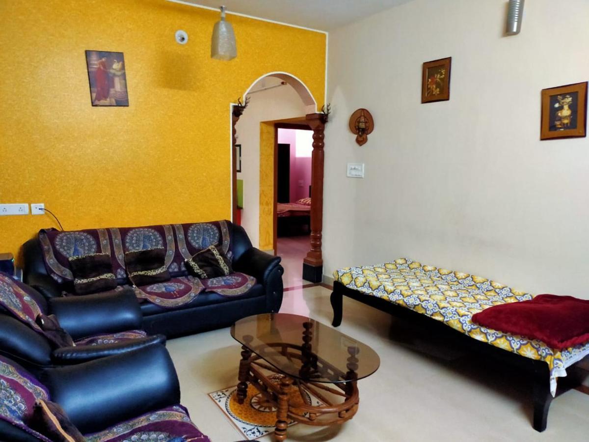 Maanyatha Home Stay Manipal Exteriör bild