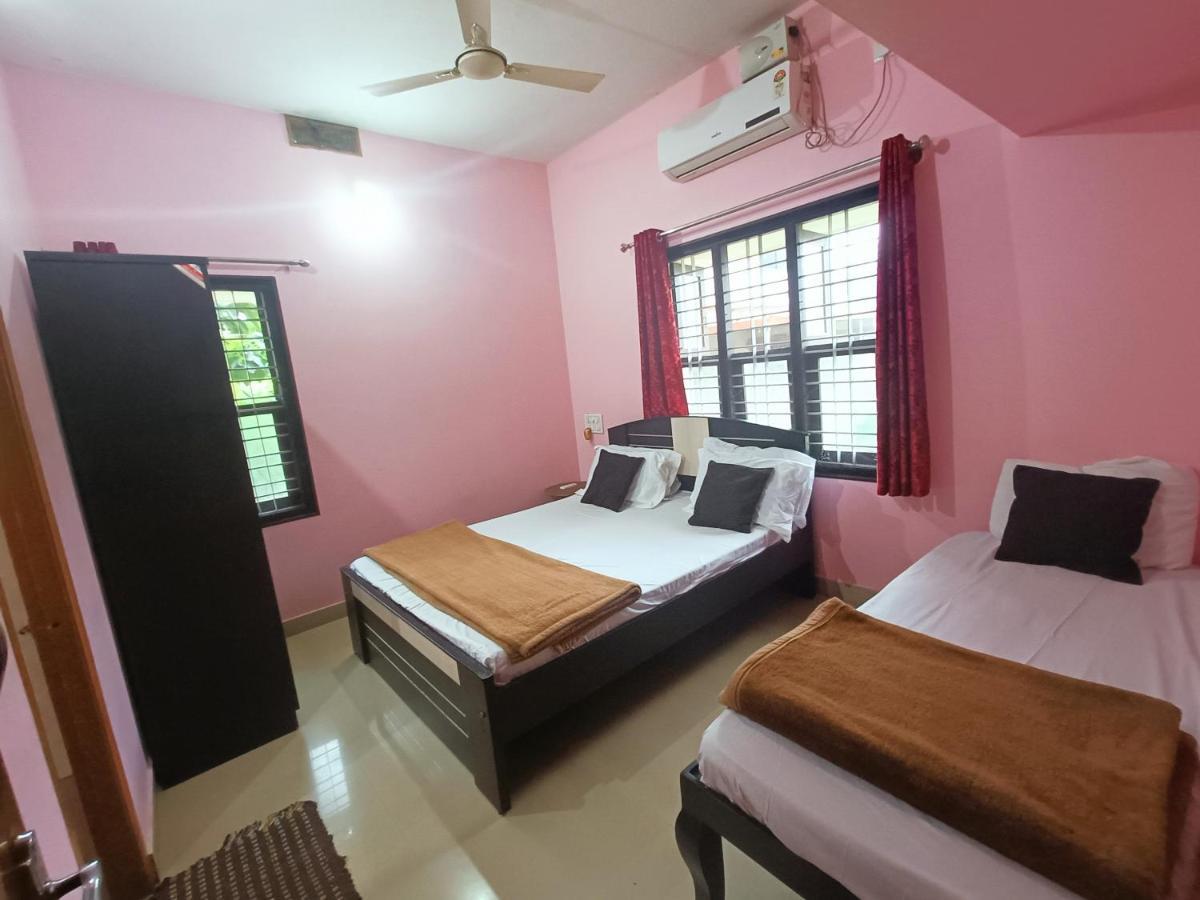 Maanyatha Home Stay Manipal Exteriör bild